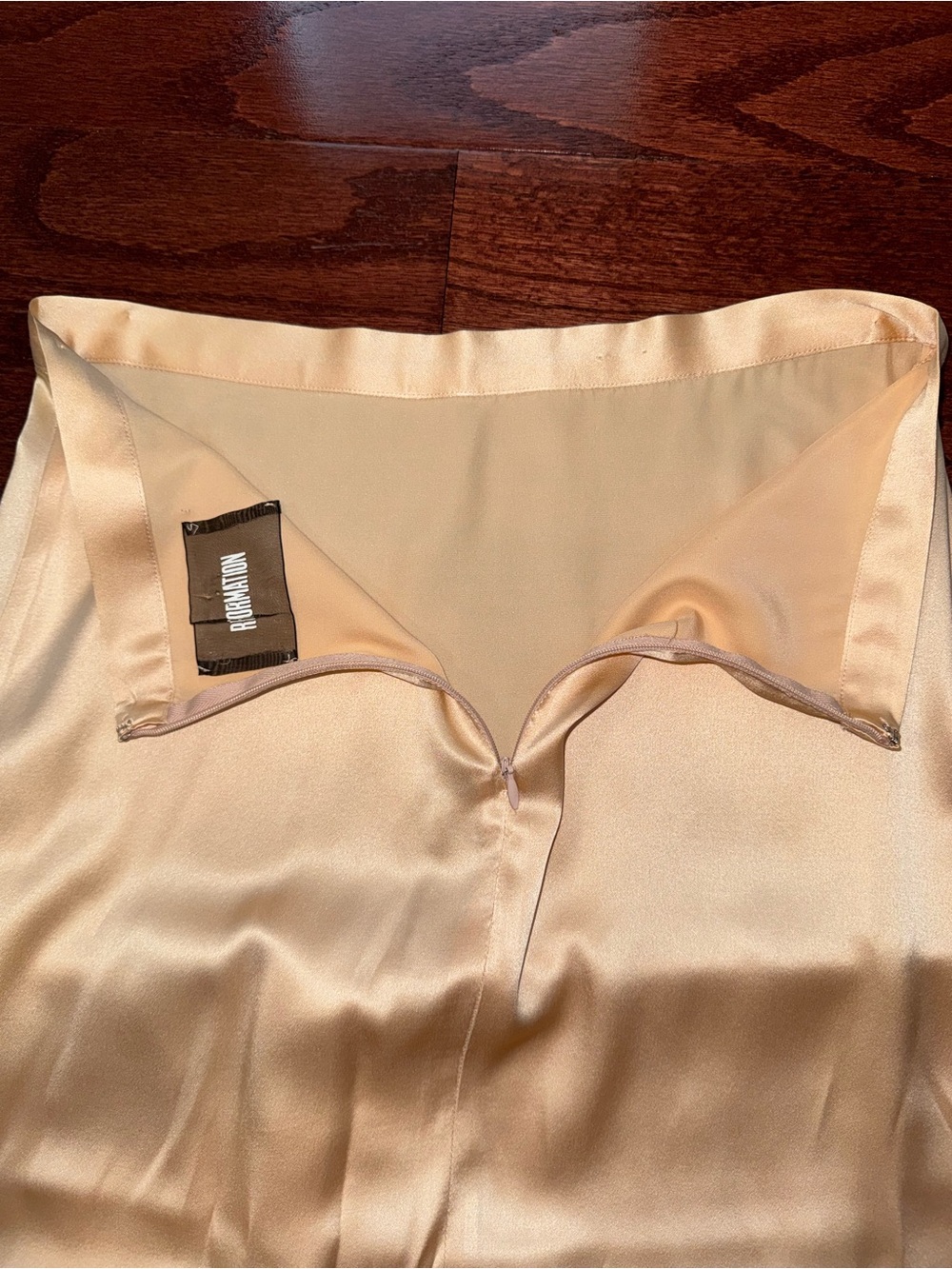 Reformation SILK Maxi skirt - Picture 3 of 8